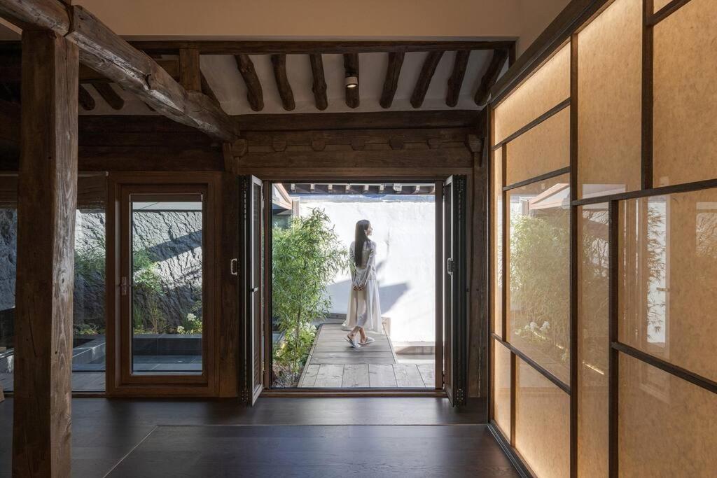 Present Stay Jeonju Bagian luar foto